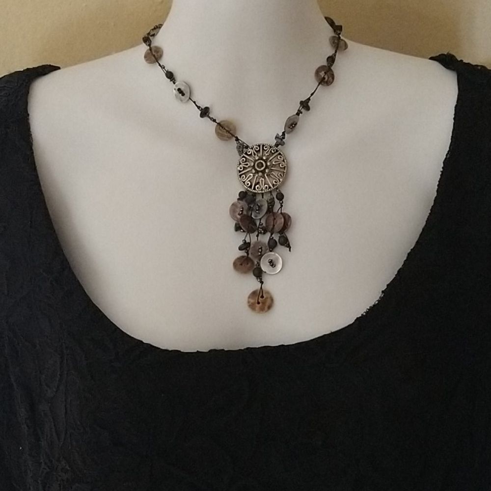 Buttons Galore Necklace Set - Picture 2 of 5